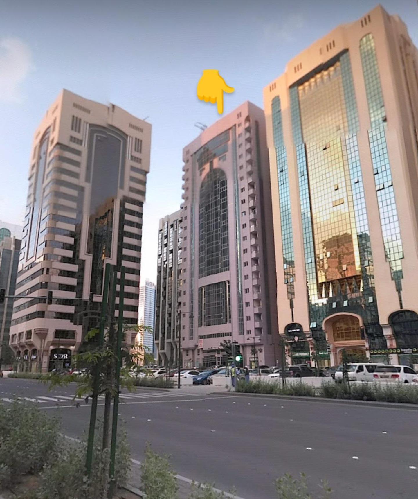 Built-in Cabinet With Balcony Homestay Abu Dhabi