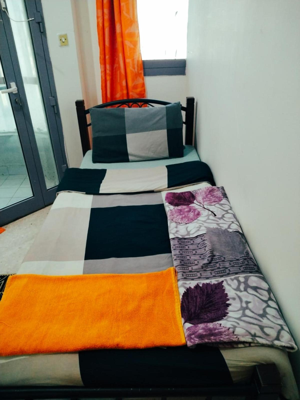 Built-in Cabinet With Balcony Homestay Abu Dhabi